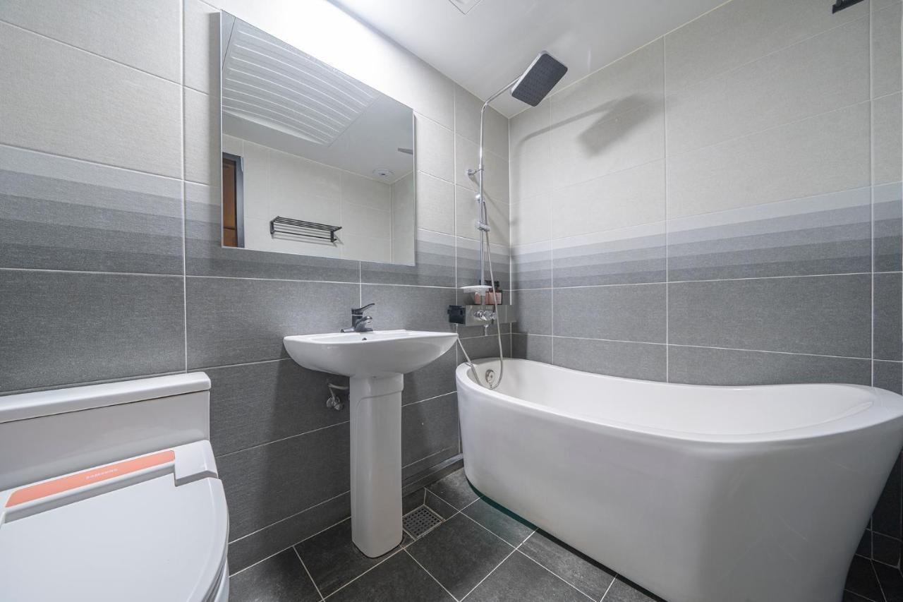 By Ths Valentine Hotel Incheon Szihung Kültér fotó
